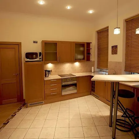 Luxury In Heart Of Oldtown, Quiet *