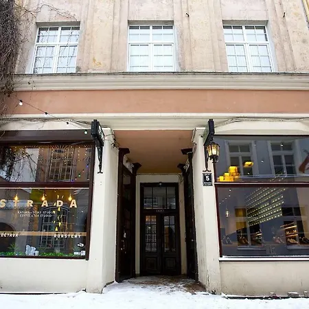 Luxury In Heart Of Oldtown, Quiet *